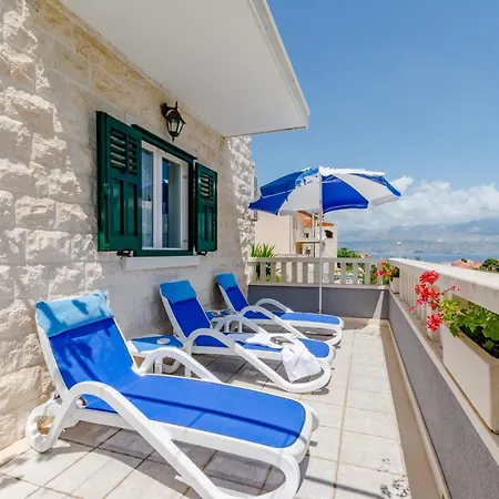 Villa Blue Oasis Postira